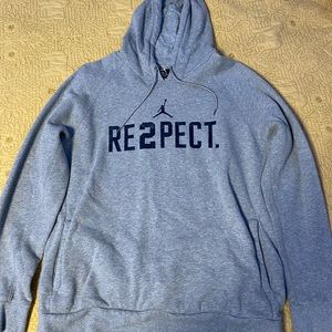 gray Nike Jordan Derek Jeter sweatshirt